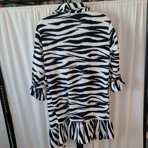 Hot Kiss brand zebra print robe, great condition size medium - Picture 3 of 4